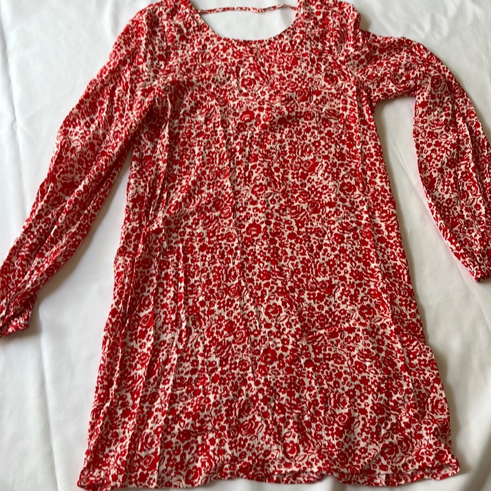 Billabong Women’s Floral shift dress in size small